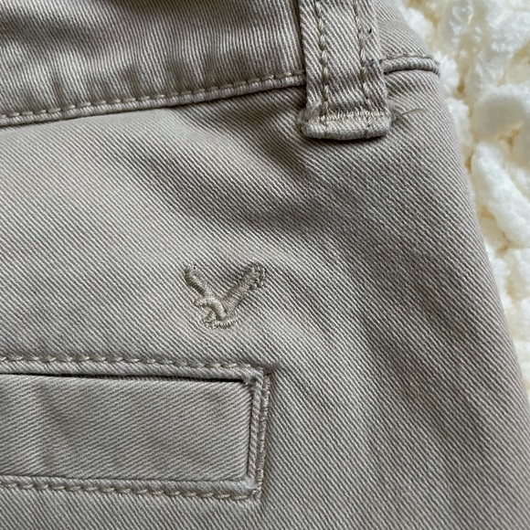 American Eagle Khaki Shorts | Womens - Picture 2 of 7